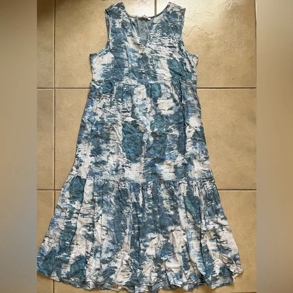 beachlunchlounge | Dresses | Beach Lunch Lounge Size S Bluewhite Printed  Sleeveless Sundress Tiered Maxi | Poshmark